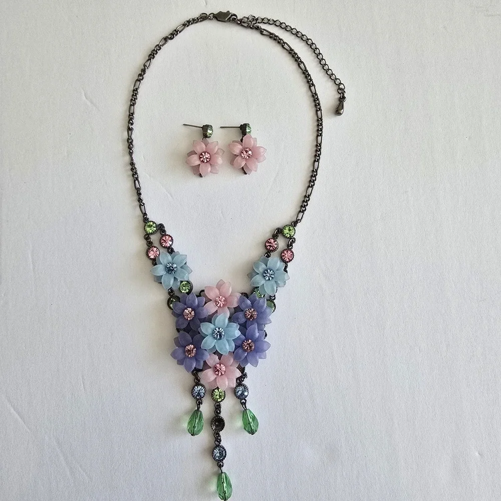 Floral Bib Necklace Earring Set Pastel Resin Flowers Gunmetal Rhinestone Jewelry